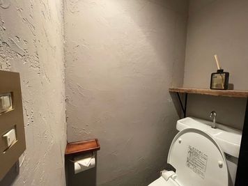 お手洗い内部 - DANCE SPACE 365 八王子店 🎉✨2周年記念✨DANCE SPACE 365【八王子】の室内の写真