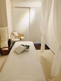 施術ベッド - herbalspa B... レンタルサロンB...の室内の写真