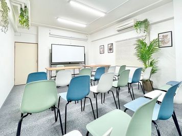 セミナー利用時（最大24席） - たまりば飯田橋 Station Frontの室内の写真