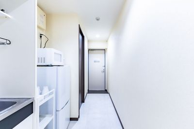 ハイスペ　三宮ライズ お好きな色に❣快適貸し切り空間　〈ハイスペ　三宮ライズ〉の室内の写真