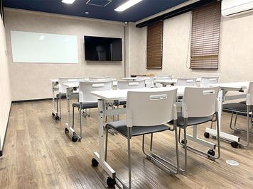 【加古川】24時間OK！完全個室！2〜12名会議室A - コワーキングスペース SOLOTASU（ソロタス）