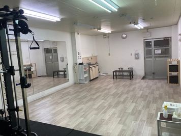 フリースペース - 完全個室レンタルジム　ジブンだけジム　長居店 レンタルジムの室内の写真
