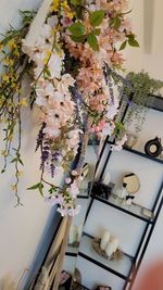 季節ごとのフラワーアレンジメント。
#レンタルスペースお花見2024 - ウィン青山 リラクゼーション・エステ・美容整体・撮影サロンの室内の写真