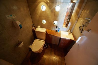 【１階】トイレ - 調布三鷹レンタルスペース  防音ホール✨ピアノ有＋楽屋（控室）１+３階【調布三鷹吉祥寺】の室内の写真