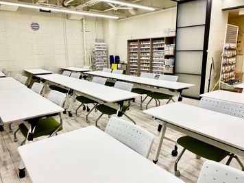 ♪東銀座駅徒歩1分！銀座駅徒歩3分♪10:00～21:00ご利用可★教室・ミーティング等に★駅チカ！カフェ併設で飲食提供も可！ - Ginza SOLEIL