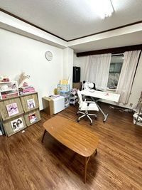 三ノ輪オフィス写真撮影ファッションアートスタジオスペースの室内の写真