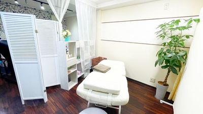 (レンタル不可)アイスペース - beauty salon & school Calla lily  Calla lily -カラーリリー-の室内の写真