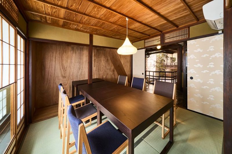 SIGHTS KYOTO 祇園の中のミーティングルーム【コワーキングスペース・会議室】の室内の写真