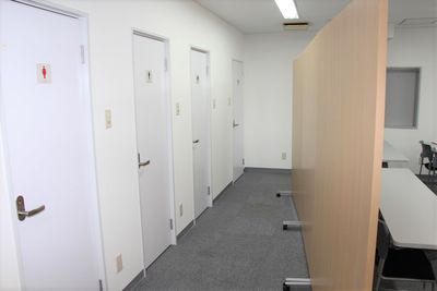 【名古屋駅】会議室アクションラボ ４F 大会議室　2026年9月30日ご利用終了　　の設備の写真