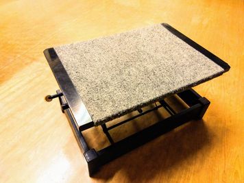 ピアノ足台 - 西新潟総合センター グランドピアノ&エレクトーン防音部屋 S-1の設備の写真