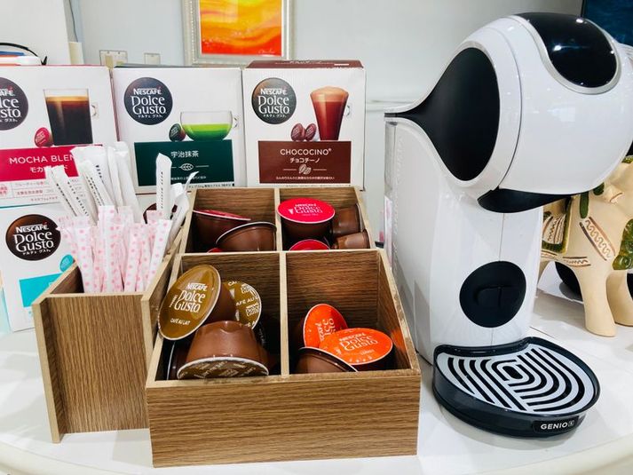 コワーキングスペースーラウンジ（20席）【まなクル江坂】 - 貸し会議室・コワーキングスペース【まなクル江坂】