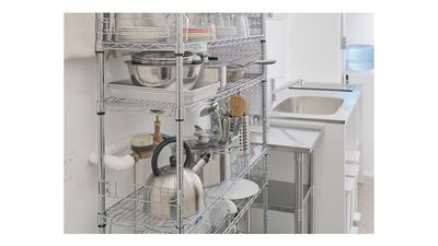 調理器具と食器の棚 - スタジオスピア 充実の撮影機材&キッチン！神楽坂・江戸川橋 キッチンスタジオの室内の写真