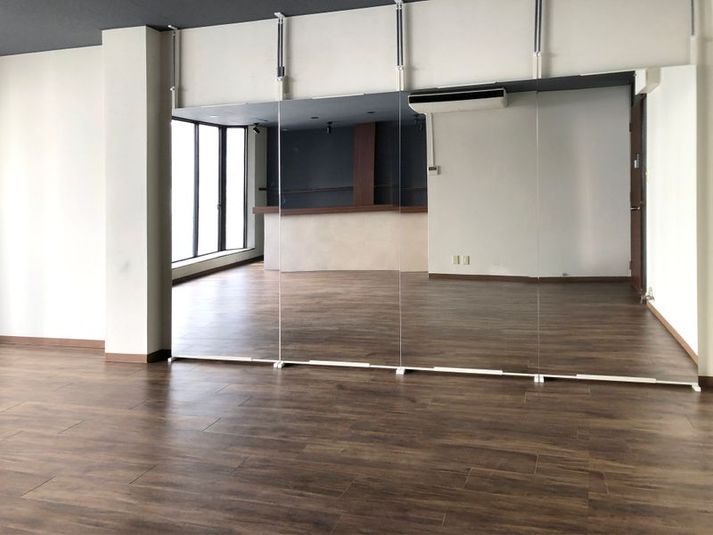 レンタルスタジオ ウルトラ 本町・靱公園前店 - レンタルスタジオウルトラ 本町・靱公園店