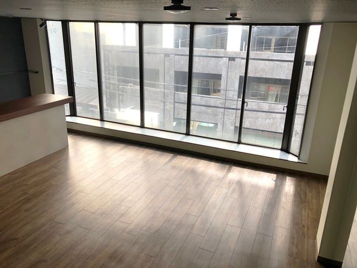 レンタルスタジオ ウルトラ 本町・靱公園前店 - レンタルスタジオウルトラ 本町・靱公園店