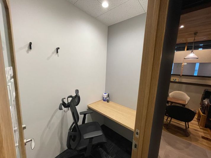 210個室（鍵付き完全個室）　1時間 - COMOL 千舟町 松山