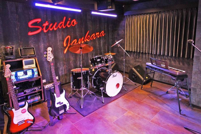 ドデカルーム（多目的レンタルスペース） - ジャンカラ 近鉄八尾店