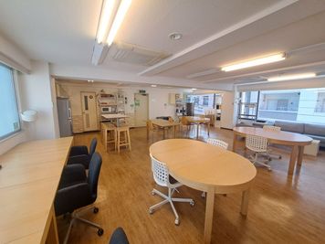 右奥から撮影 - GARAGE AKIHABARA 貸し会議室GARAGE AKIHABARAの室内の写真