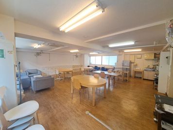 左手前から撮影 - GARAGE AKIHABARA 貸し会議室GARAGE AKIHABARAの室内の写真