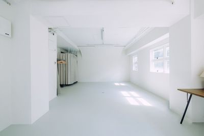  ËNN. Studio and Galleryの室内の写真