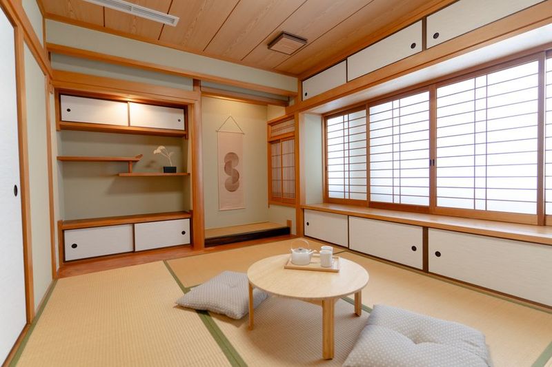 studio ideal 【スタジオH】床の間・床脇のある綺麗な和室。の室内の写真