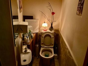 トイレ - John Lemon 多用途イベントスペースの設備の写真
