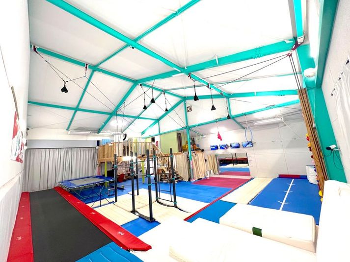 多目的運動スタジオ つばさ基地別館C - スタジオつばさ基地 別館C