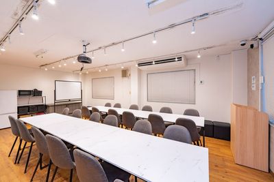LAMP（ランプ）五反田駅西口店 【設備無料】五反田駅西口｜パーティ/会議/多目的【ANP03】の室内の写真