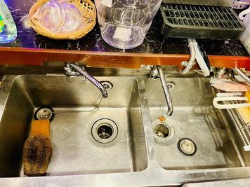 カラオケバー 音色 上野広小路 カラオケバー 音色 上野🎤カラオケ歌い放題🎶の設備の写真