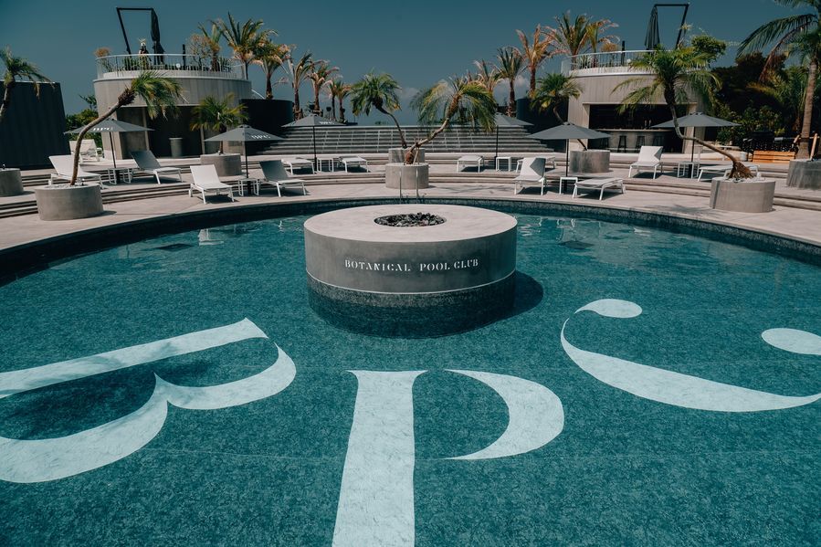 BOTANICAL POOL CLUB】を予約 (¥110,000~)｜インスタベース