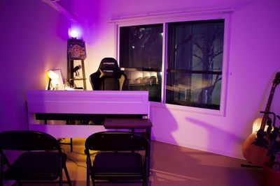 照明の調整によってはポップ/シックな雰囲気も可能。 - XP&(エクスパンド) [東高円寺] 音楽マンション：24時間楽器演奏OKな完全防音スタジオ！の室内の写真