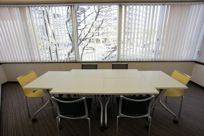 名古屋会議室 名古屋伏見駅前店 第1会議室【室料30%オフ】 の室内の写真