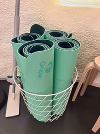 ヨガ用のマット4つ - ルービー不動前 スタジオ（ルービー 不動前 【room2】)の設備の写真