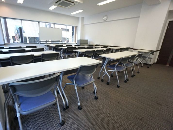 第6会議室【室料30%オフ】  - 名古屋会議室 名古屋伏見駅前店