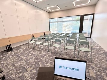 【司会台からは全体が見渡せます♪】 - TIME SHARING 勝どき 晴海トリトン X棟 Conference Room Ⅱの室内の写真
