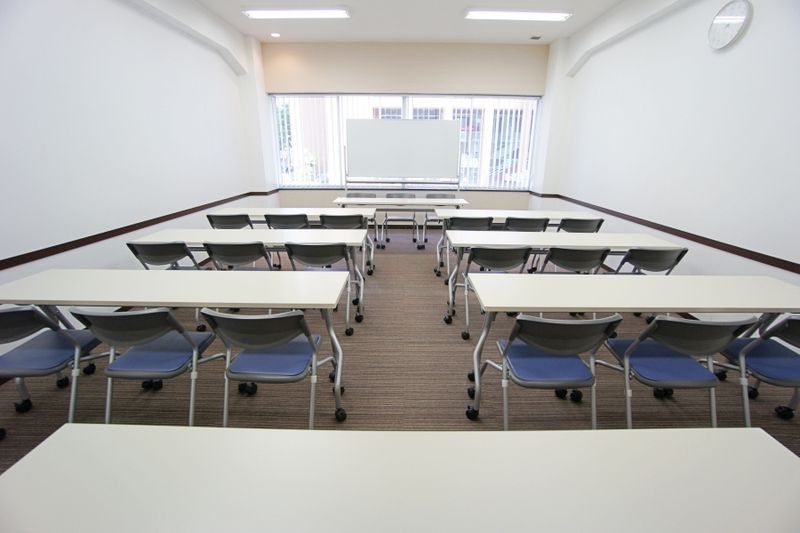 第4会議室【室料30%オフ】  - 名古屋会議室 名古屋伏見駅前店