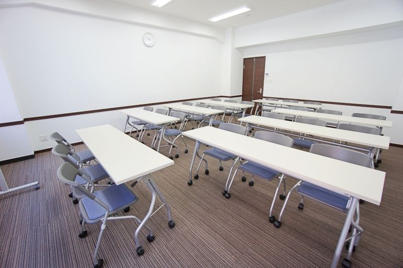 第4会議室【室料30%オフ】  - 名古屋会議室 名古屋伏見駅前店