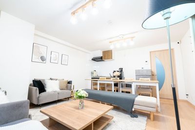 2月NEWOPEN【SNZ】東梅田駅4分/最大15名プロジェクター🎥デート💕パーティ✨誕生日会✨推し活✨イベント - 【曽根崎】東梅田4分✨デート💖誕生日会🎂推し活💖