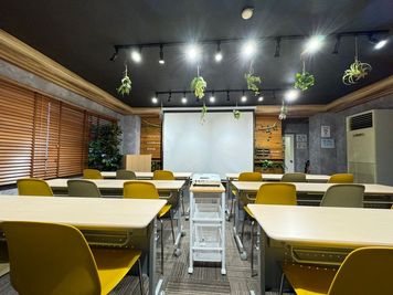 お気軽会議室新大阪grove お気軽会議室新大阪grove◆◆の室内の写真
