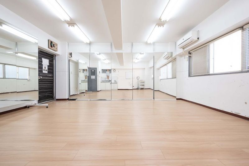 池袋3号店 - レンタルスタジオSunny 池袋3号店