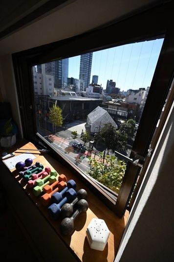 明るく清潔な貸切ジム｜ヨガ・ダンス練習・動画撮影にも最適 - スタジオ　アット