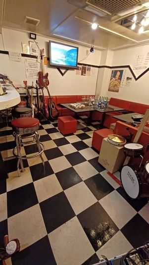 弾き語りライヴ喫茶 ひらりん♪倶楽部 - パーティールーム【ひらりん♪倶楽部】