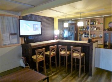 レンタルスペース オアシス 貸切利用可能なカフェ&バーの室内の写真