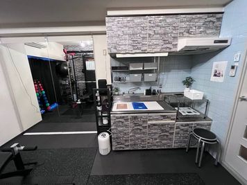 レンタルジム南森町 R-plus Gym レンタルジム南森町の室内の写真