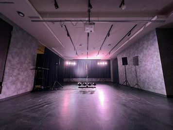 なにわGROWUP なにわGROWUP　大阪 梅田 難波 心斎橋 天王寺の室内の写真