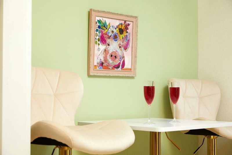 撮影スタジオ KOISURU POP《天神橋筋六丁目店》 - KOISURU POP《天六駅3分・天満駅5分》