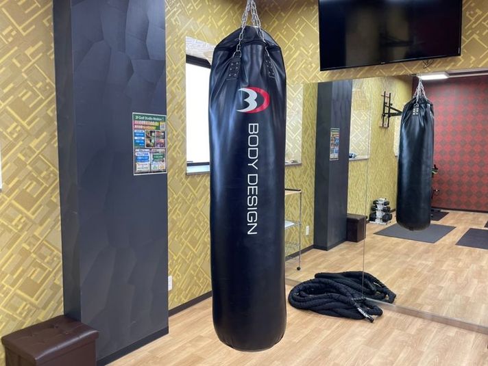 【Gスタジオ】完全個室・パワーラック導入・サンドバック - スタジオ&オフィス メビウス