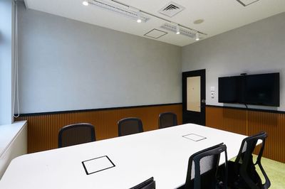 【3000円/時間 】品川駅港南口徒歩２分　大型モニター完備のラグジュアリーな窓付の「会議室C」 - WAW品川インターシティフロント