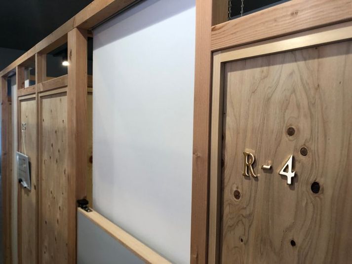 【R-４】１名_鍵付き個室ブース_神戸駅前スキマ - 神戸駅前コワーキングスペース Suki_ma（スキマ）