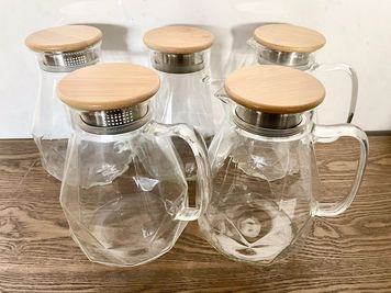 ピッチャー5個 - わくわくスペース　あつまるべ キッチン付きレンタルスペースの設備の写真