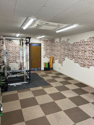 LIWEI GYM - LIWEIGYM